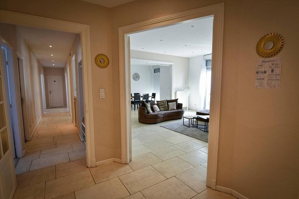 Grand Appartement De Haut Standing En Centre-Ville Montluçon Exteriör bild