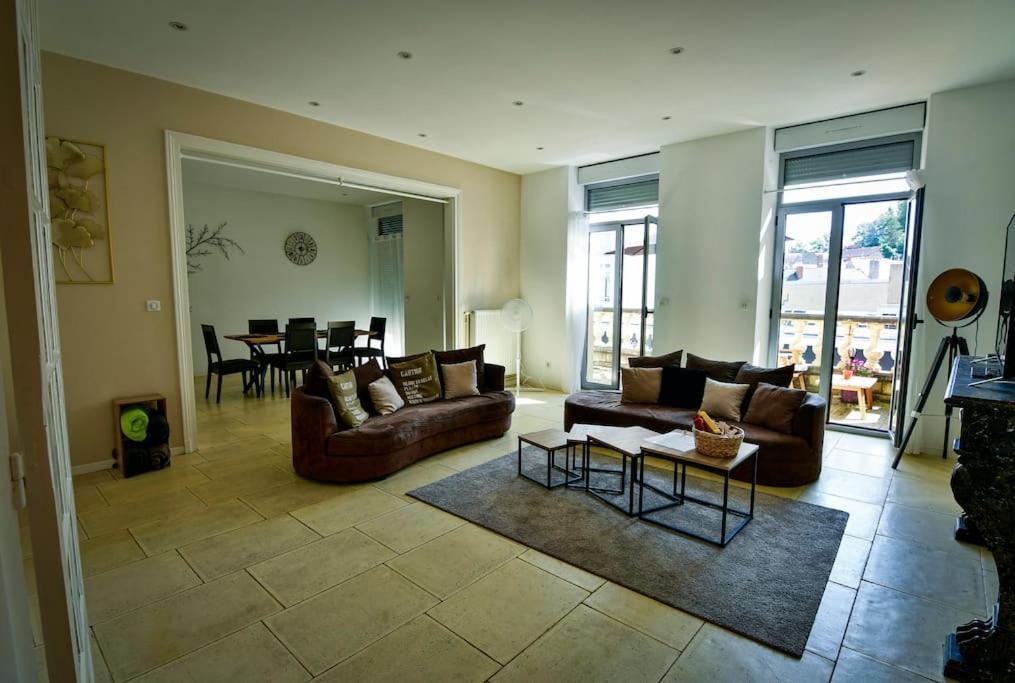 Grand Appartement De Haut Standing En Centre-Ville Montluçon Exteriör bild