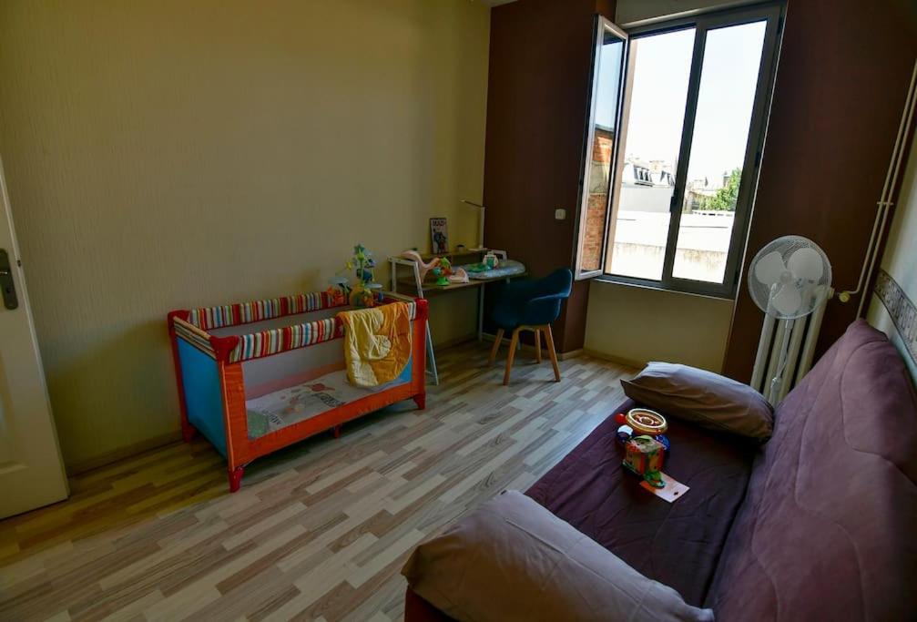 Grand Appartement De Haut Standing En Centre-Ville Montluçon Exteriör bild